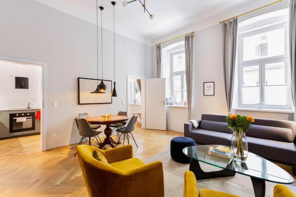 Center Apt In Best Area Near Park & Danube 20'to Airport Wien
